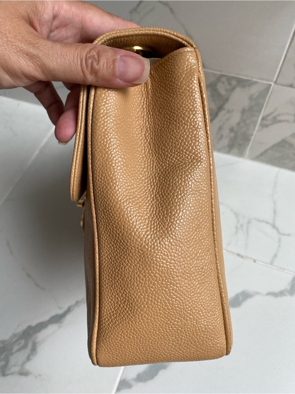 CHANEL Vintage Caviar Jumbo Flap Bag - Picture 6 of 14